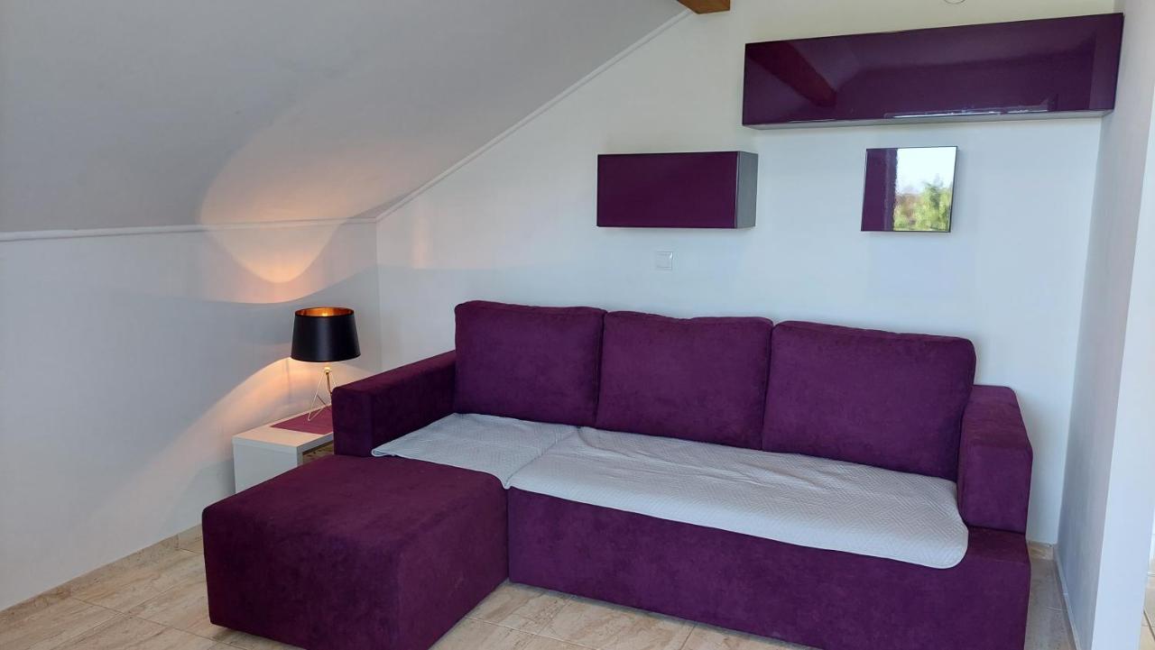 Apartments Nikola Caska โนวาลยา ภายนอก รูปภาพ