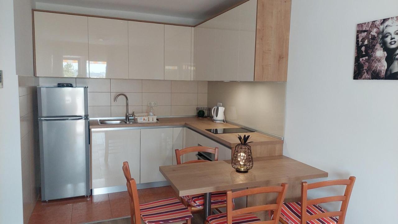 Apartments Nikola Caska โนวาลยา ภายนอก รูปภาพ