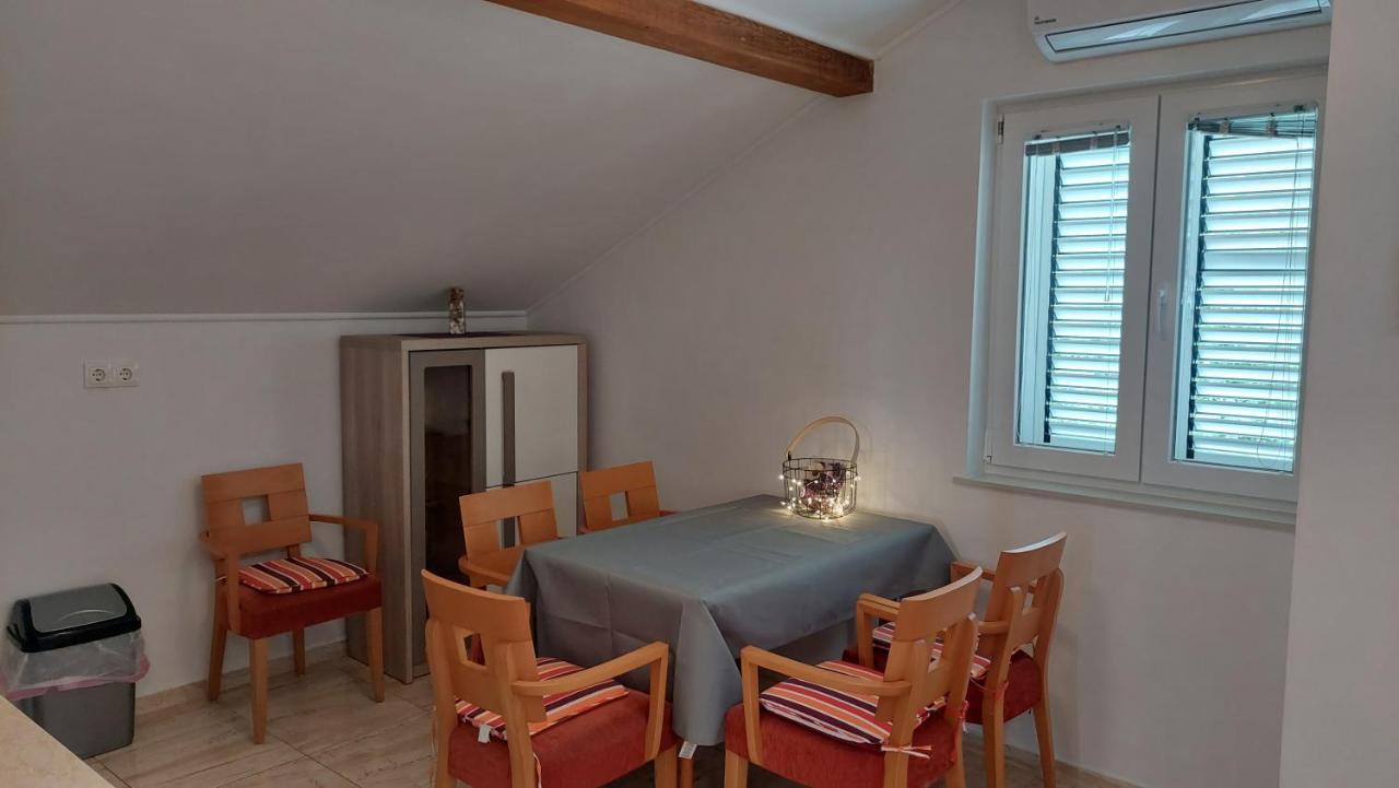 Apartments Nikola Caska โนวาลยา ภายนอก รูปภาพ